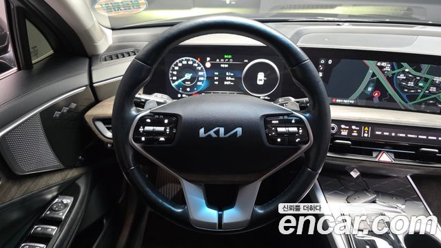 Kia K8 2.5 Gasoline 2WD Noblesse 2022 — фото 13