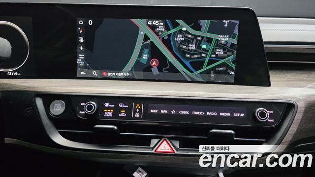 Kia K8 2.5 Gasoline 2WD Noblesse 2022 — фото 15