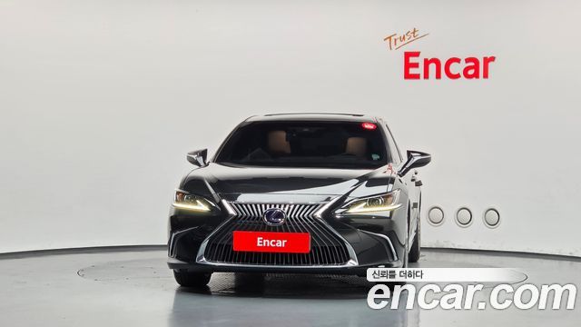Lexus ES300h (VII) Luxury Plus 2021 — фото 3