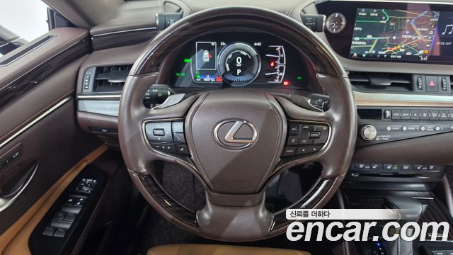 Lexus ES300h (VII) Luxury Plus 2021 — фото 13