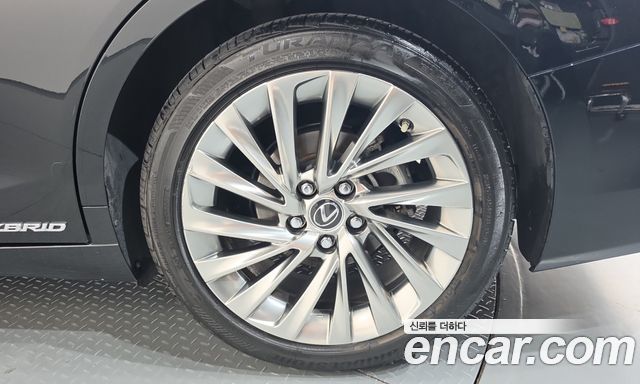 Lexus ES300h (VII) Luxury Plus 2021 — фото 21