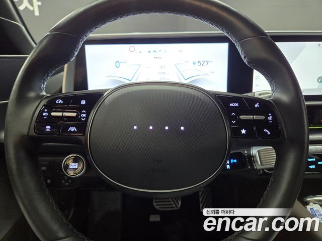 Hyundai Ioniq 6 Long Range Exclusive + 2023 — фото 11