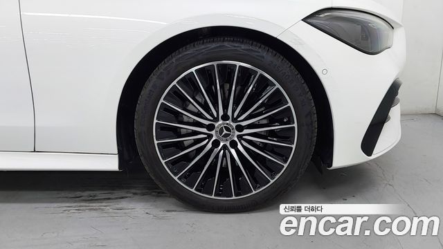 Mercedes-Benz CLE-Class (C236) CLE200 Cabriolet 2025 — фото 5