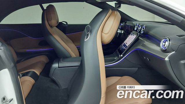 Mercedes-Benz CLE-Class (C236) CLE200 Cabriolet 2025 — фото 10