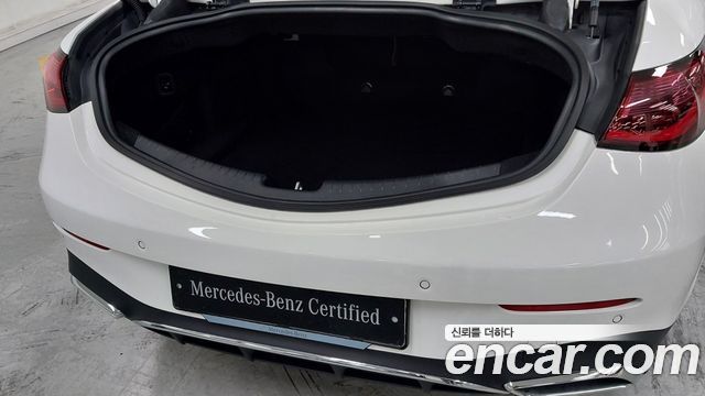 Mercedes-Benz CLE-Class (C236) CLE200 Cabriolet 2025 — фото 15
