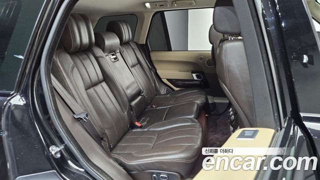 Land Rover Range Rover (IV) 4.4 SDV8 Vogue SE DIESEL 2014 — фото 11