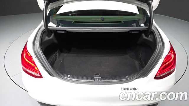 Mercedes-Benz C-Class (W205) C220 d 4MATIC 2016 — фото 20