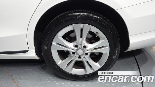 Mercedes-Benz C-Class (W205) C220 d 4MATIC 2016 — фото 21