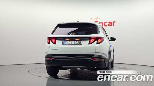 Hyundai Tucson (NX4) Gasoline 1.6 Turbo 2WD Premium 2023 — фото 4