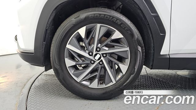 Hyundai Tucson (NX4) Gasoline 1.6 Turbo 2WD Premium 2023 — фото 5