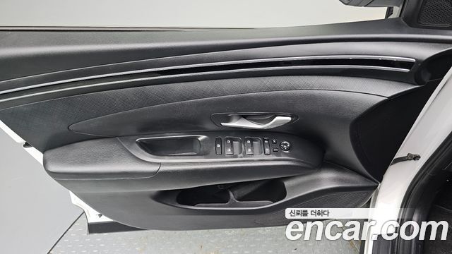 Hyundai Tucson (NX4) Gasoline 1.6 Turbo 2WD Premium 2023 — фото 24
