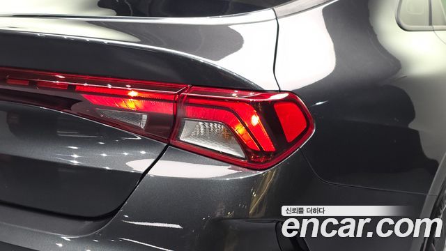 Kia K5 (III) 2.0 Prestige 2023 — фото 29