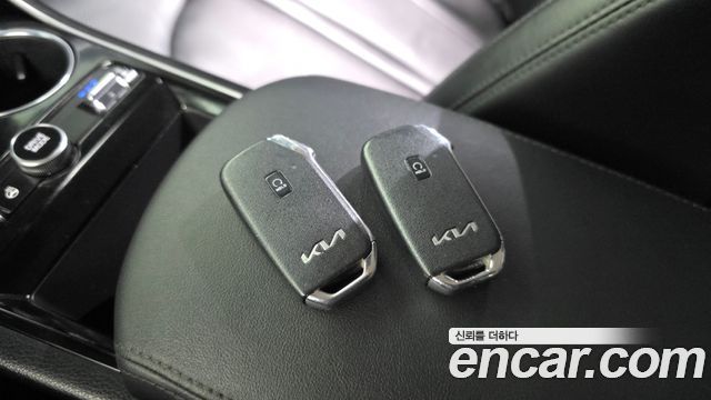 Kia K5 (III) 2.0 Prestige 2023 — фото 36