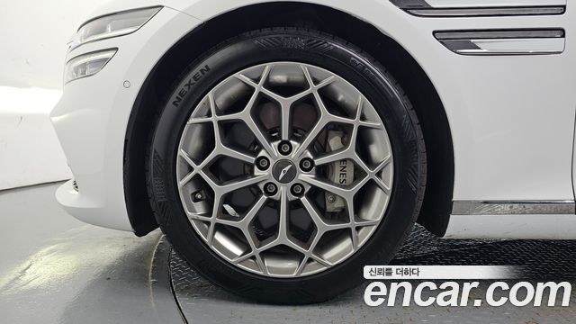 Genesis G80 (RG3) Gasoline 2.5 Turbo AWD 2022 — фото 5