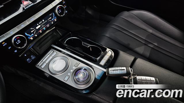 Genesis G80 (RG3) Gasoline 2.5 Turbo AWD 2022 — фото 9