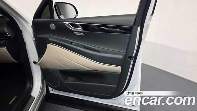 Genesis GV80 2.5T Gasoline 2WD 2024 — фото 24