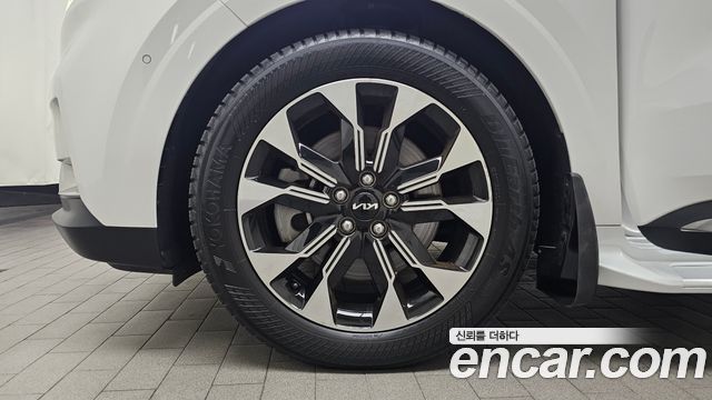 Kia Carnival (IV) Diesel 9-Seater Signature 2023 — фото 5