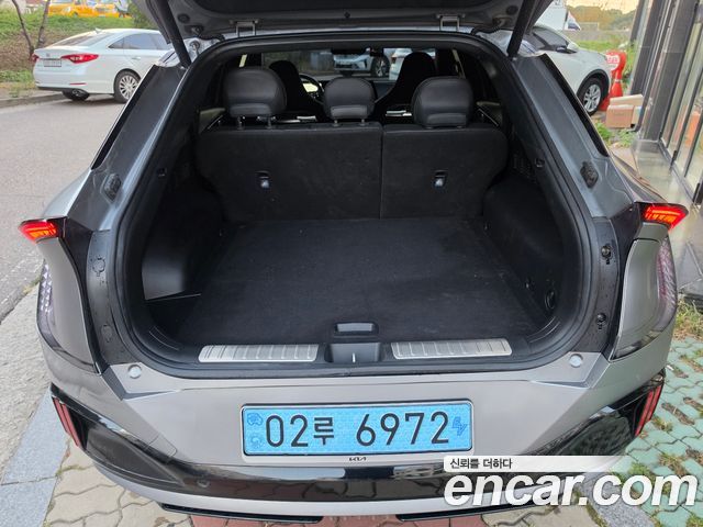 Kia EV6 GT 4WD 2023 — фото 7