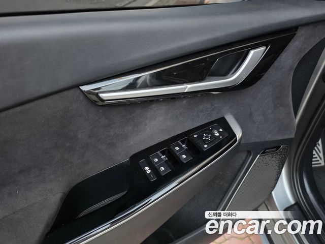 Kia EV6 GT 4WD 2023 — фото 17
