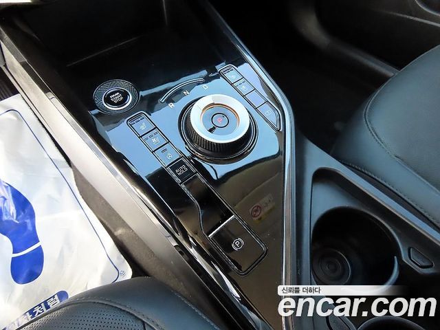 Kia Niro Prestige 2024 — фото 9