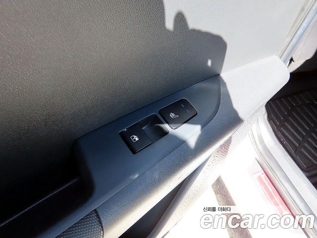 Kia Niro Prestige 2024 — фото 22