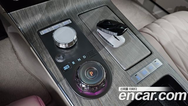 Genesis G80 (RG3) Gasoline 3.5 Turbo AWD 2025 — фото 9