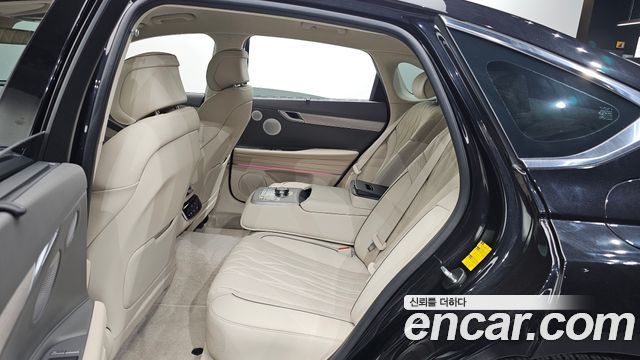 Genesis G80 (RG3) Gasoline 3.5 Turbo AWD 2025 — фото 11