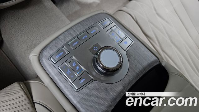 Genesis G80 (RG3) Gasoline 3.5 Turbo AWD 2025 — фото 19
