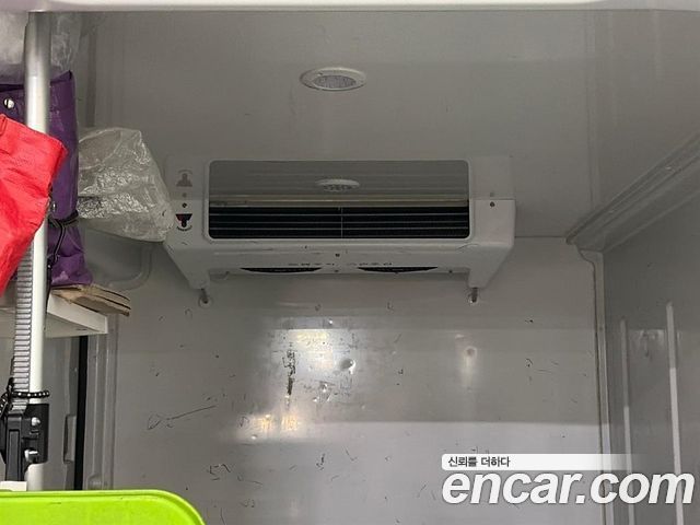 Hyundai ST1 Cargo Freezer Container Premium 2025 — фото 14