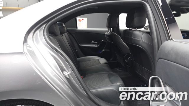 Mercedes-Benz A-Class (W177) A220 Sedan 2020 — фото 12
