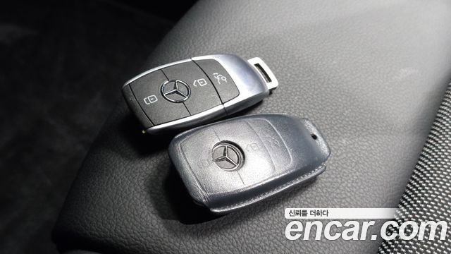 Mercedes-Benz A-Class (W177) A220 Sedan 2020 — фото 18