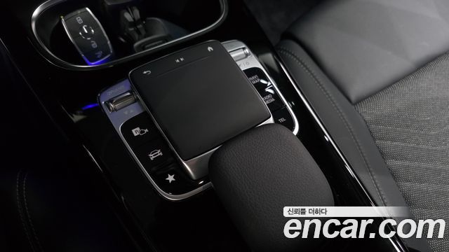 Mercedes-Benz A-Class (W177) A220 Sedan 2020 — фото 28