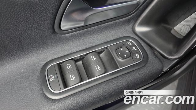 Mercedes-Benz A-Class (W177) A220 Sedan 2020 — фото 30