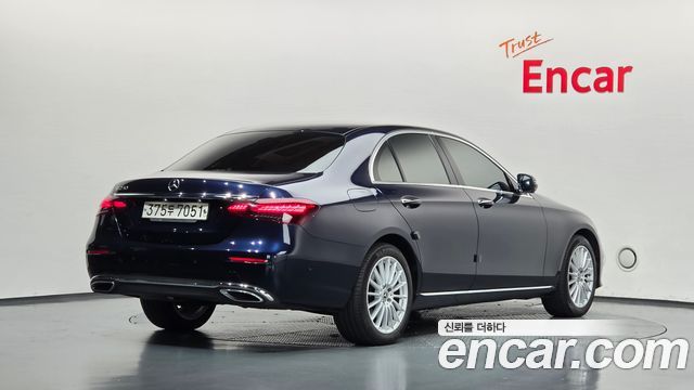 Mercedes-Benz E-Class (W213) E250 Exclusive 2022 — фото 2
