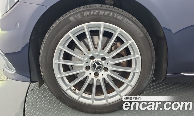 Mercedes-Benz E-Class (W213) E250 Exclusive 2022 — фото 5
