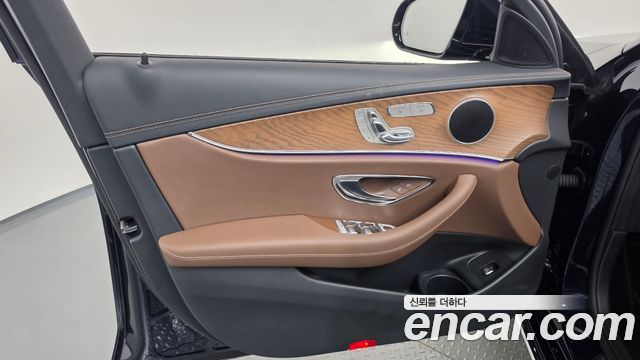 Mercedes-Benz E-Class (W213) E250 Exclusive 2022 — фото 24