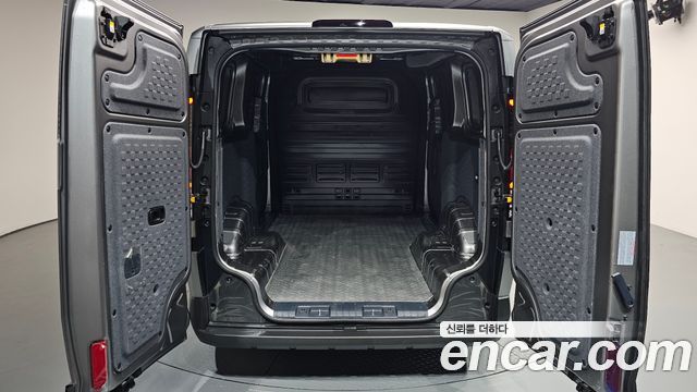 Kia PV5 Cargo Long Long Range Basic 2026 — фото 33