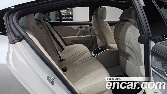BMW 8 Series (G15) M850i xDrive Gran Coupe 2026 — фото 12