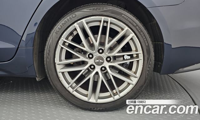 Genesis G70 2.0T AWD Elite 2019 — фото 21