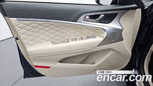 Genesis G70 2.0T AWD Elite 2019 — фото 24