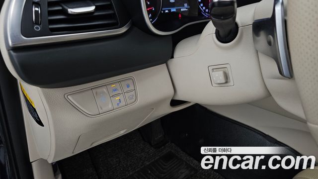 Genesis G70 2.0T AWD Elite 2019 — фото 28