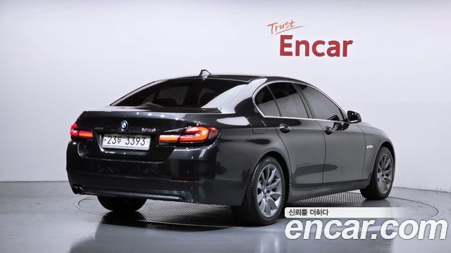 BMW 5 Series (F10) 528i xDrive 2013 — фото 2