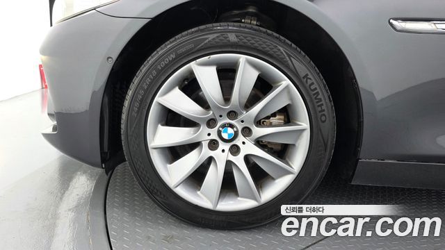 BMW 5 Series (F10) 528i xDrive 2013 — фото 5