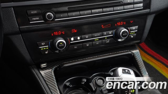 BMW 5 Series (F10) 528i xDrive 2013 — фото 23