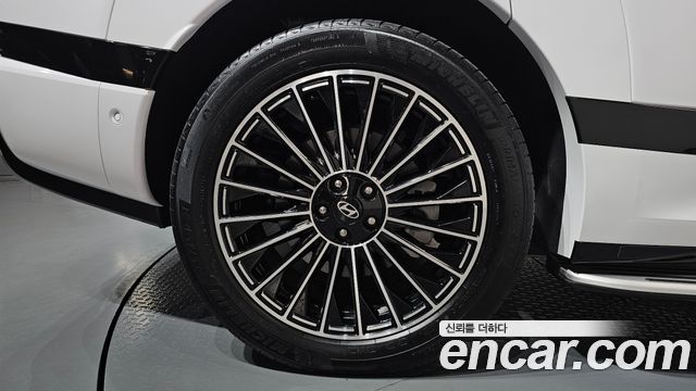 Hyundai Ioniq 9 Performance Type AWD 6-Seater Calligraphy 2025 — фото 21
