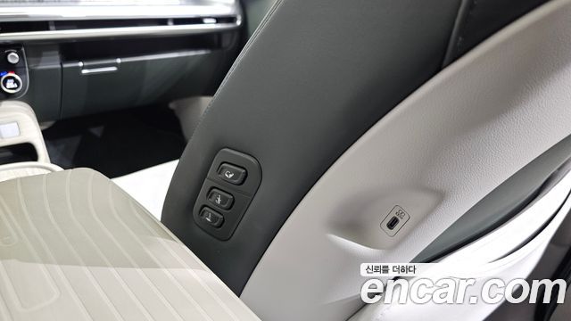 Hyundai Ioniq 9 Performance Type AWD 6-Seater Calligraphy 2025 — фото 41