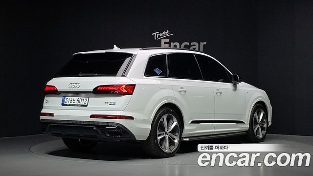 Audi Q7 (4M) 55 TFSI Quattro Premium 2022 — фото 2