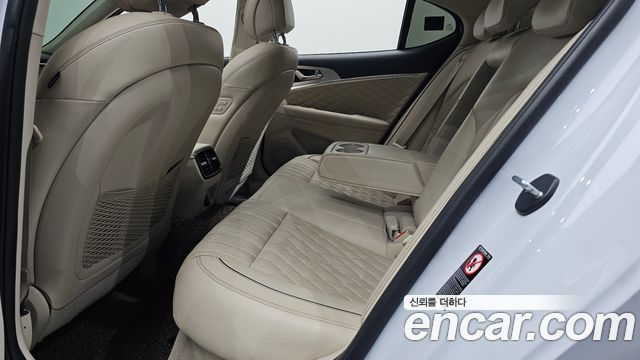 Genesis G70 2.0T AWD Supreme 2018 — фото 15