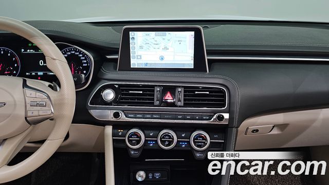 Genesis G70 2.0T AWD Supreme 2018 — фото 18