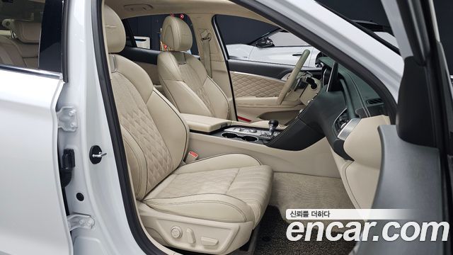Genesis G70 2.0T AWD Supreme 2018 — фото 32
